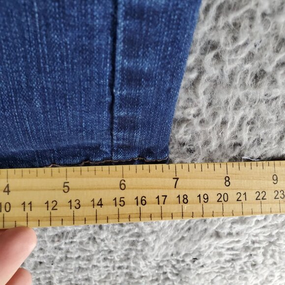Maurices Jeans Womens Size 2 Short Blue M Jeans Mid-Rise Stretch Denim 5 Pockets - Picture 11 of 13